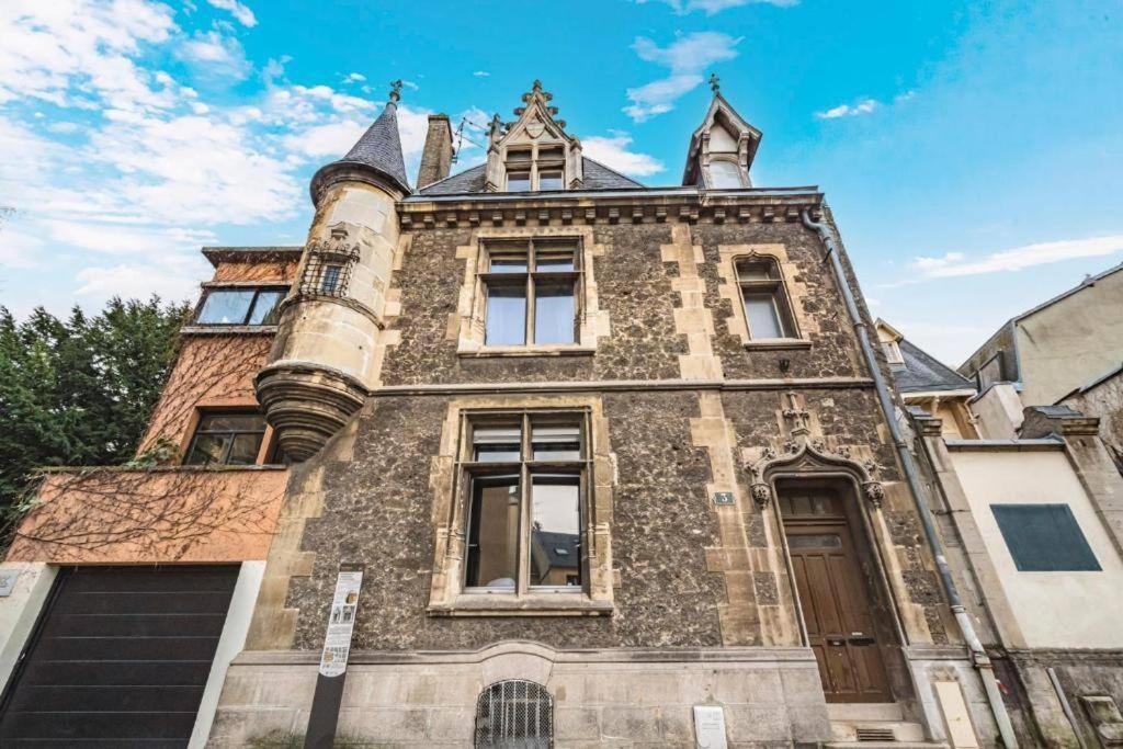 Family Avec Vue Sur La Cathedrale De Reims Apartment Exterior photo